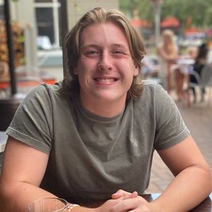 Meet your Posher, Zach